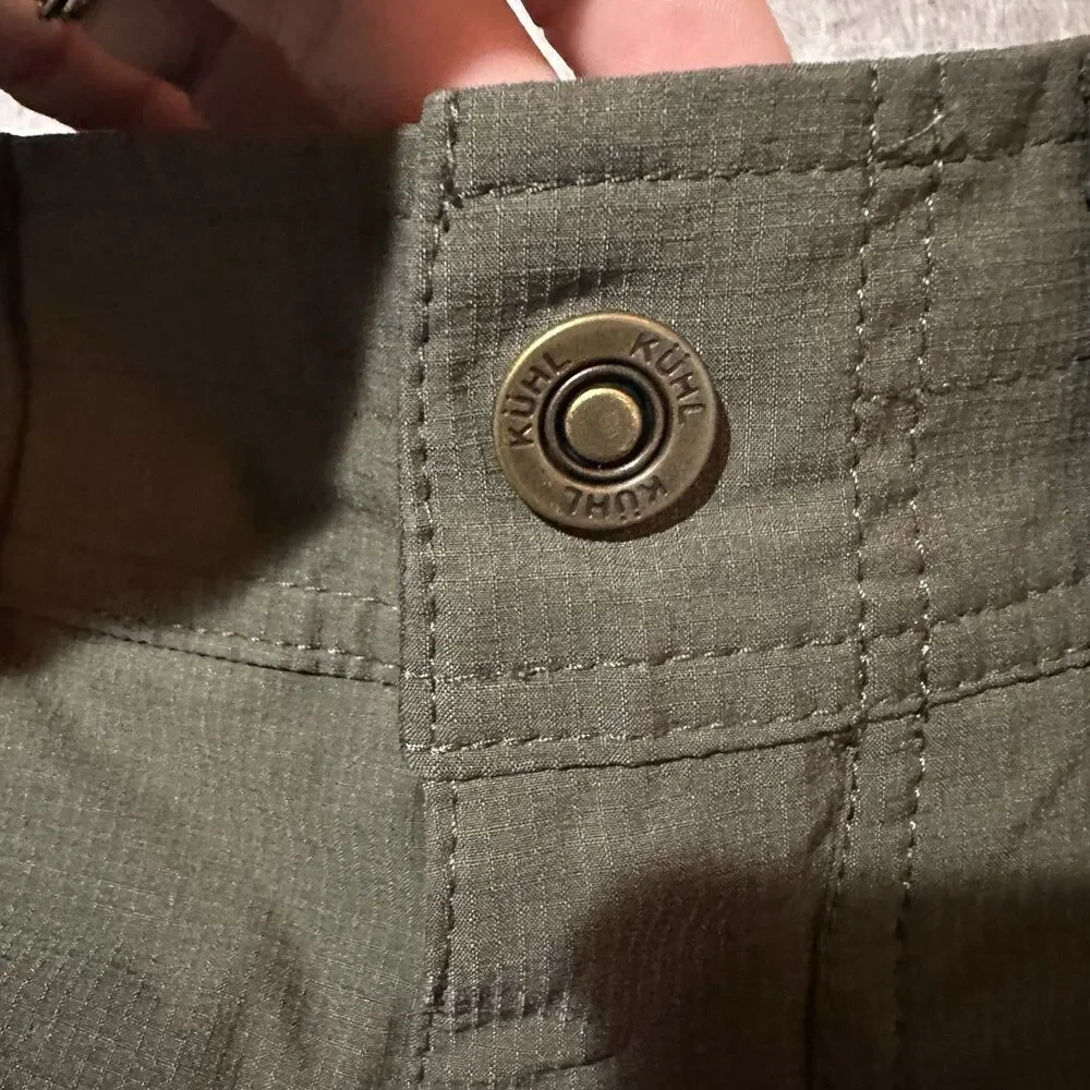 Kuhl Women’s 30 Green Cargo Shorts Zip Pockets Outdoor Casual Hiking Quick Dry - Picture 10 of 13